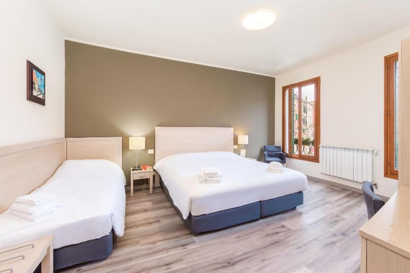 Hotel Casanova Ai Tolentini Venetië